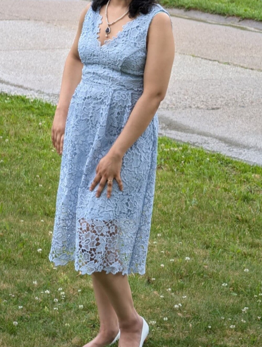 Astr Blue Lace V‑Neck Midi Dress